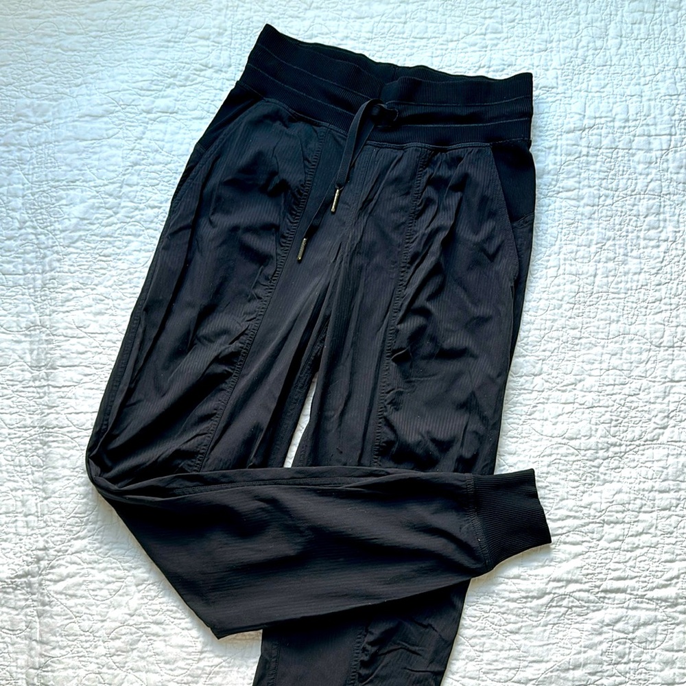 Lululemon Dance Studio Jogger, Black, size 0